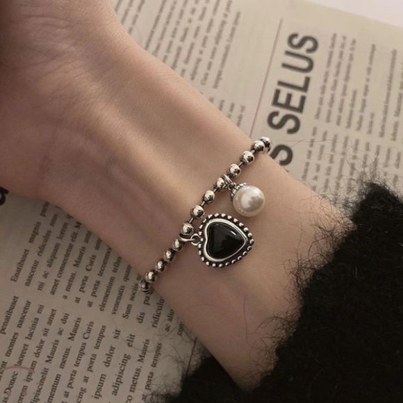 Jewelry - Sterling Silver Black Heart & Pearl Bead Bracelet